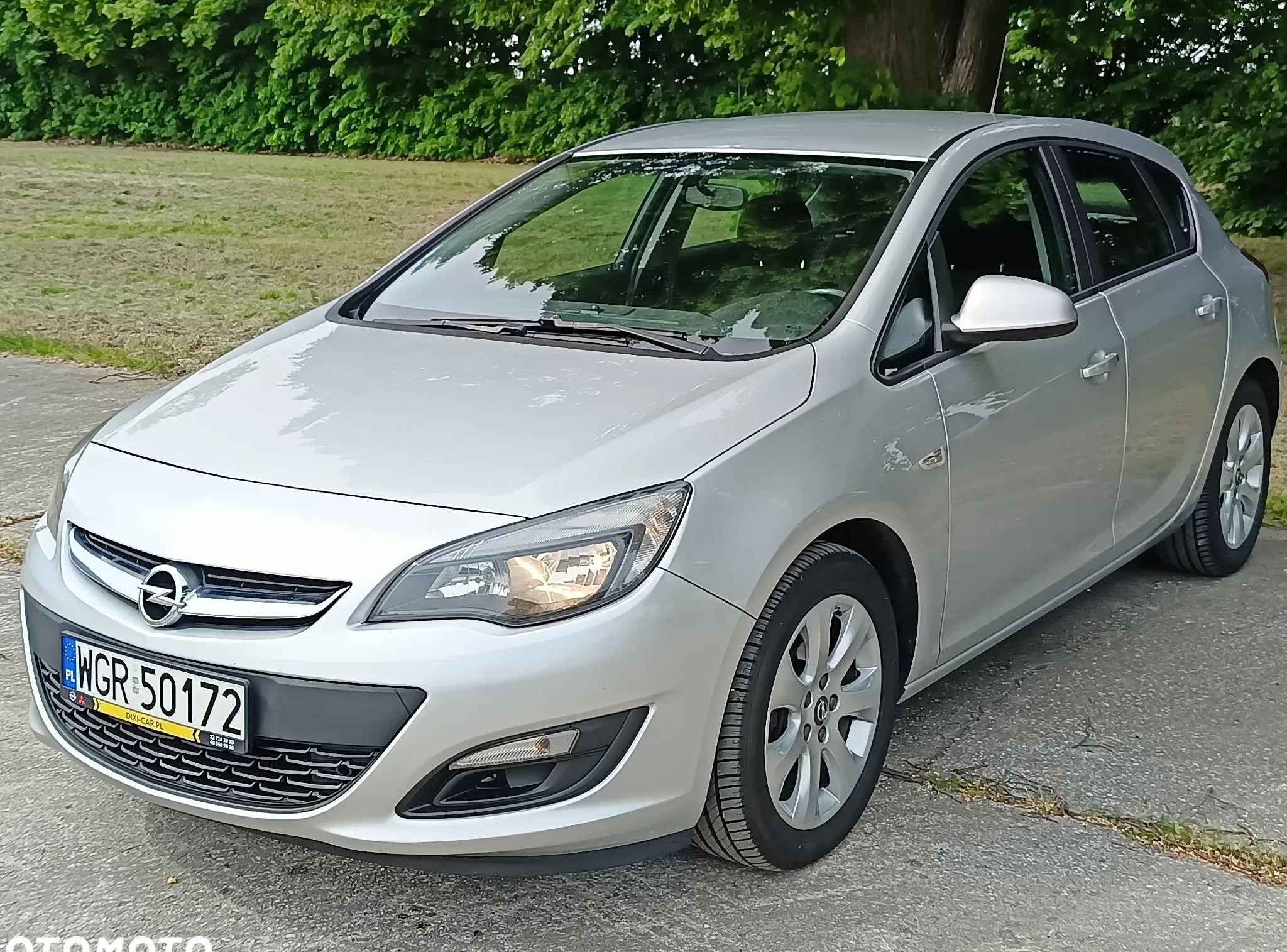 samochody osobowe Opel Astra cena 31900 przebieg: 194000, rok produkcji 2015 z Warka